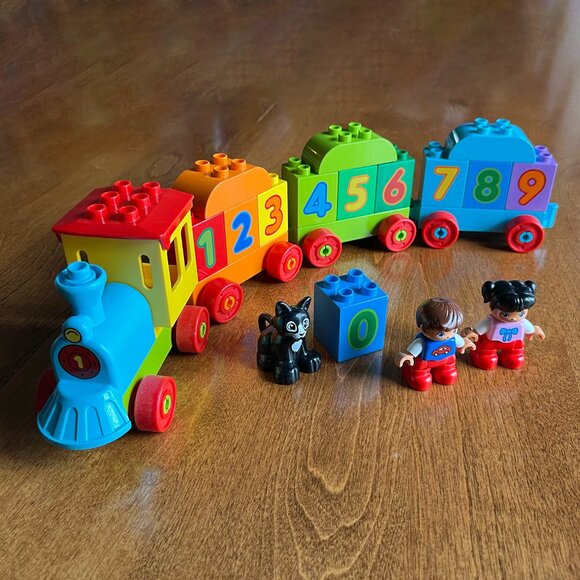 Duplo number train set - Picture 1 of 6